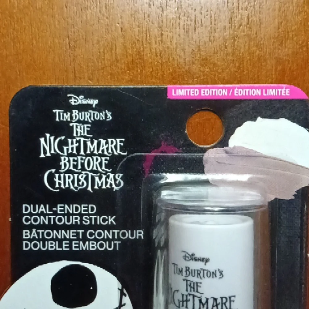 💀 TIM BURTON'S NIGHTMARE BEFORE CHRISTMAS DUAL ENDED CONTOUR STICK💀